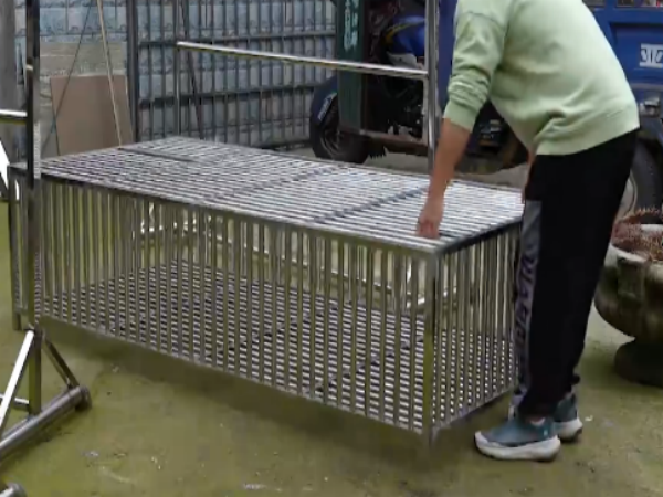 304不銹鋼管應(yīng)用案例不銹鋼魚(yú)籠