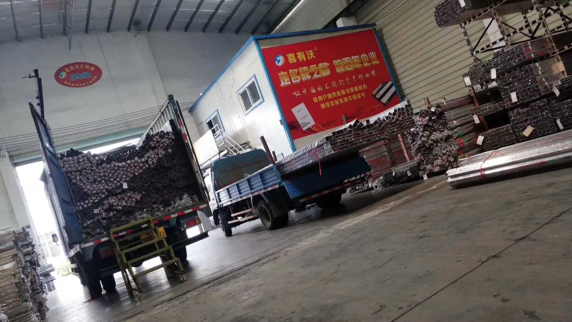 不銹鋼裝飾管廠.jpg 不銹鋼裝飾管廠.jpg