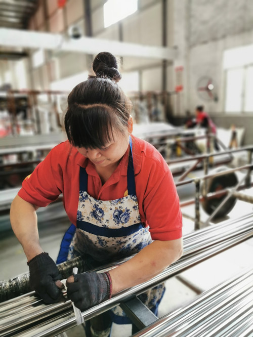 喜有沃最美包裝工 喜有沃最美包裝工