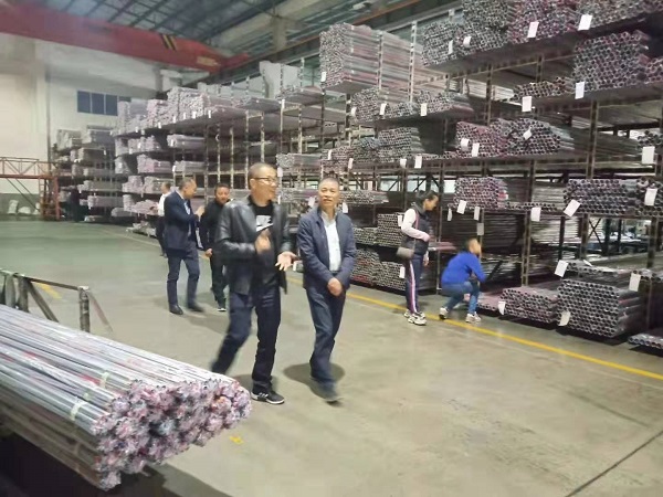 廣東304不銹鋼管生產廠家喜有沃倉庫 廣東304不銹鋼管生產廠家喜有沃倉庫