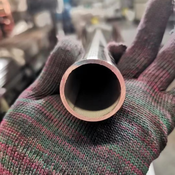 喜有沃32*2.4不銹鋼定制圓管