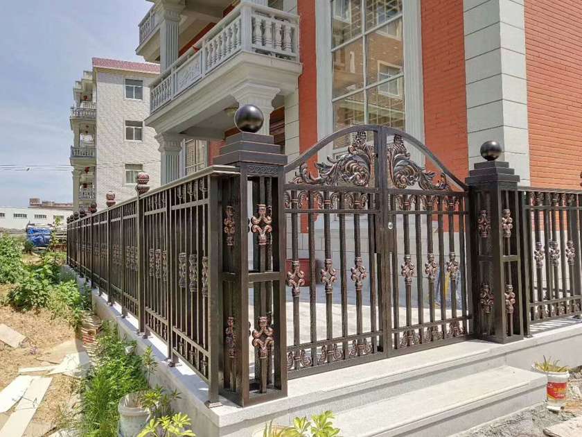 咖啡色不銹鋼庭院護(hù)欄