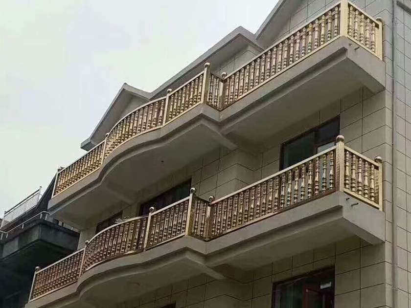 不銹鋼鈦金陽(yáng)臺(tái)護(hù)欄